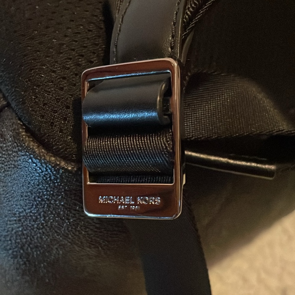 Michael Kors MK Unisex Jet Set Metallic Color Block Signature Logo Backpack - Picture 8 of 16